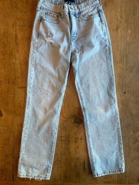 Lucky Brand Light Wash Straight Jeans